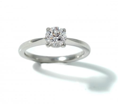 Diamond and Platinum solitaire ring 0.70 carats D VS1