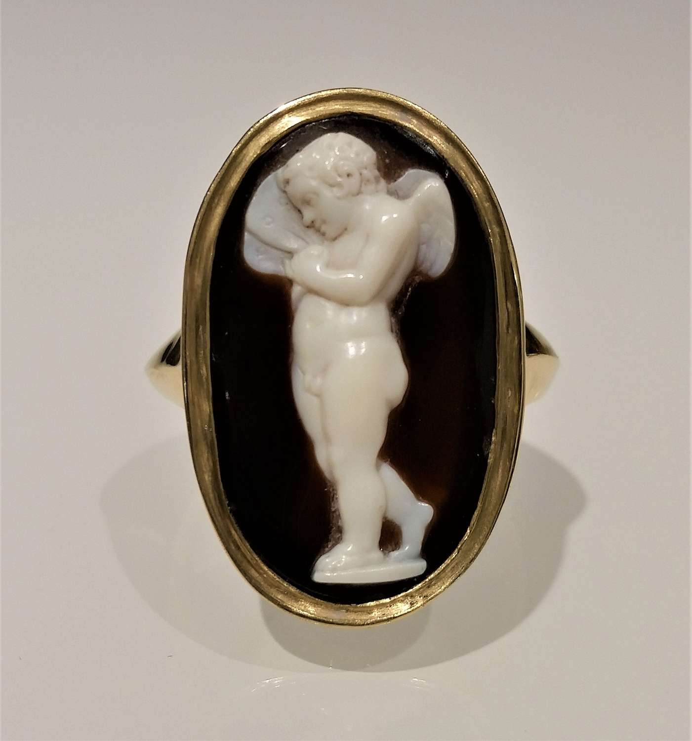 Hardstone Eros cameo ring