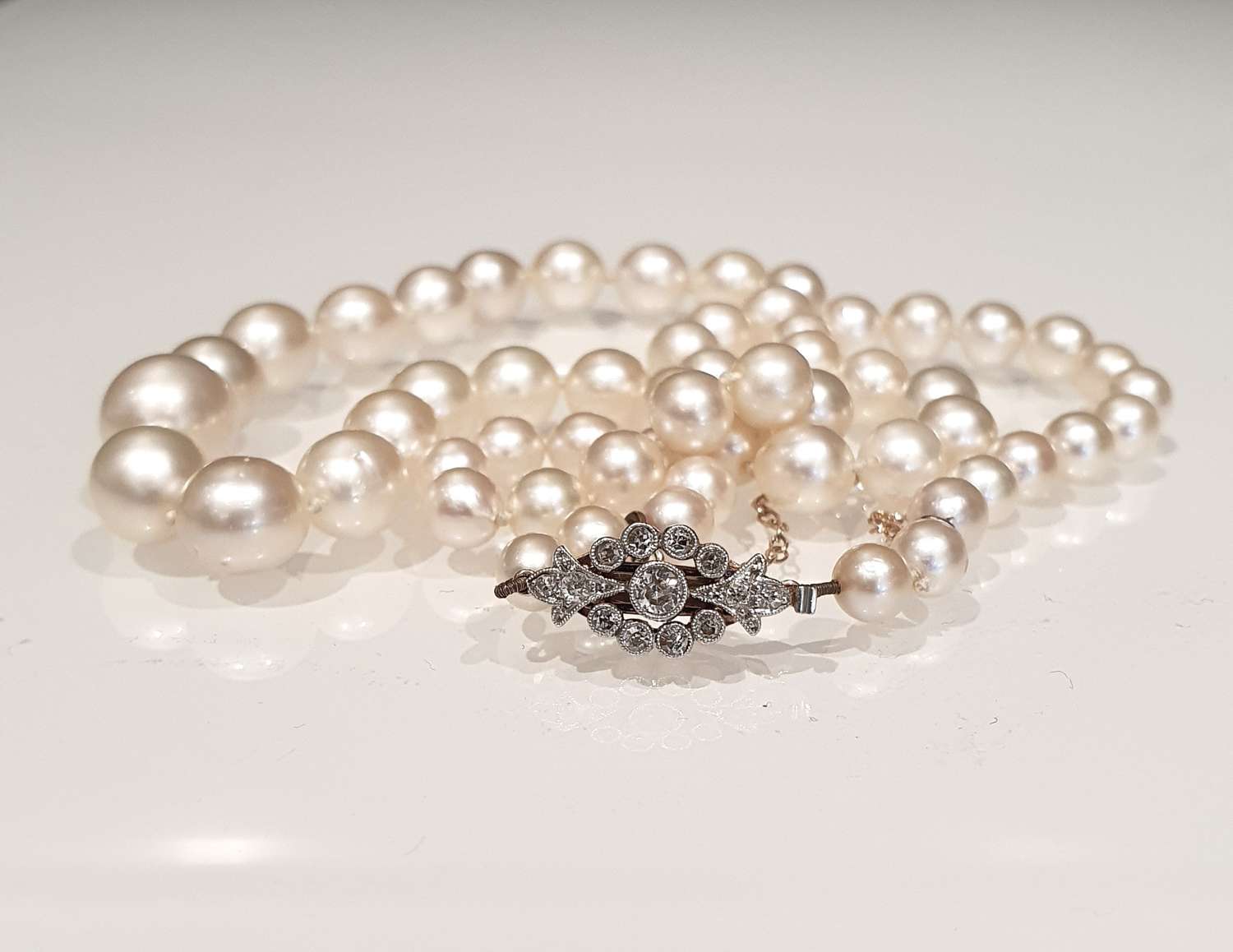 Akoya cultured pearl necklace