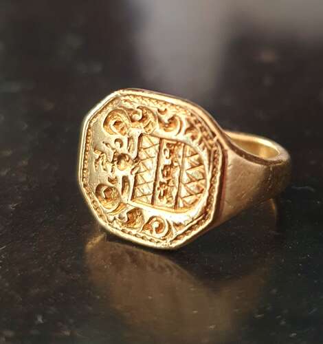 The Totteshurst ring c.1550