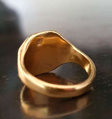 The Totteshurst ring c.1550